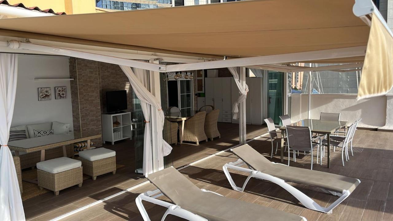 Atico Con Enorme Terraza Y Chill Out Particular Lägenhet Benidorm Exteriör bild