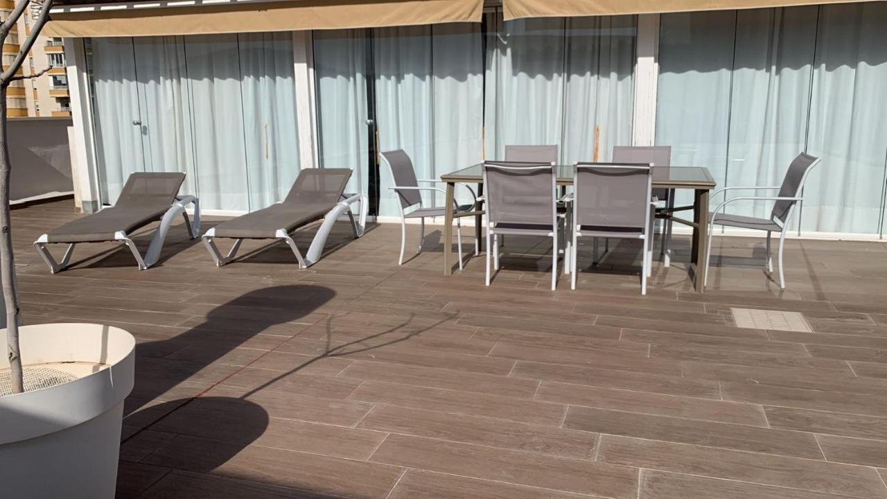 Atico Con Enorme Terraza Y Chill Out Particular Lägenhet Benidorm Exteriör bild